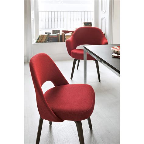 saarinen executive chair wood legs